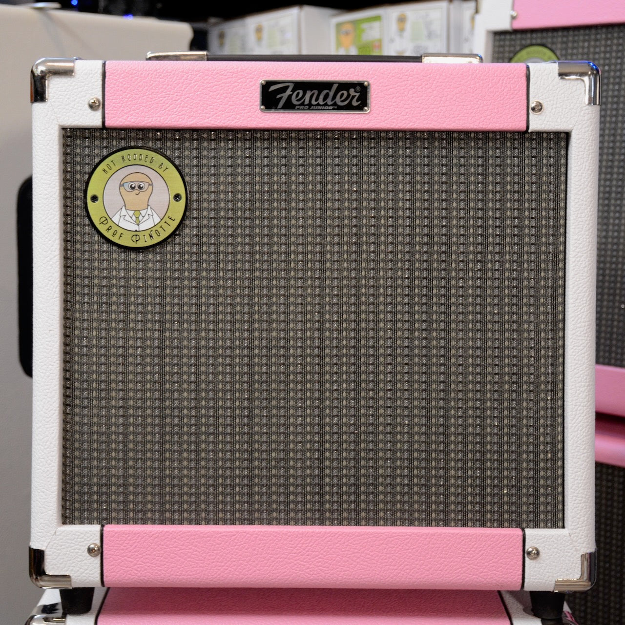 #024 Prof Pinotte BubbleGum Fender Pro Jr with matching cab