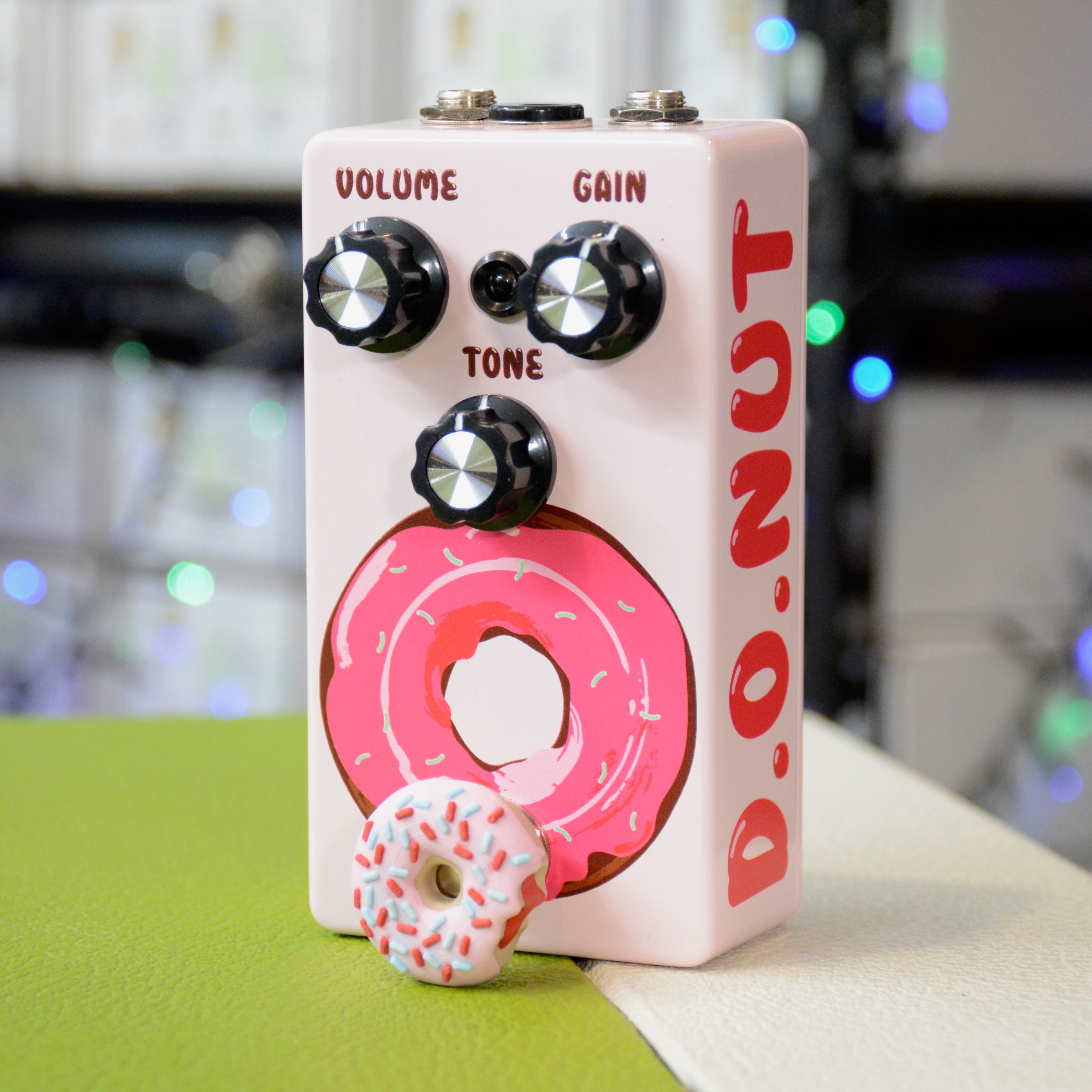 Mr. MojoFx Donut pedal Topper