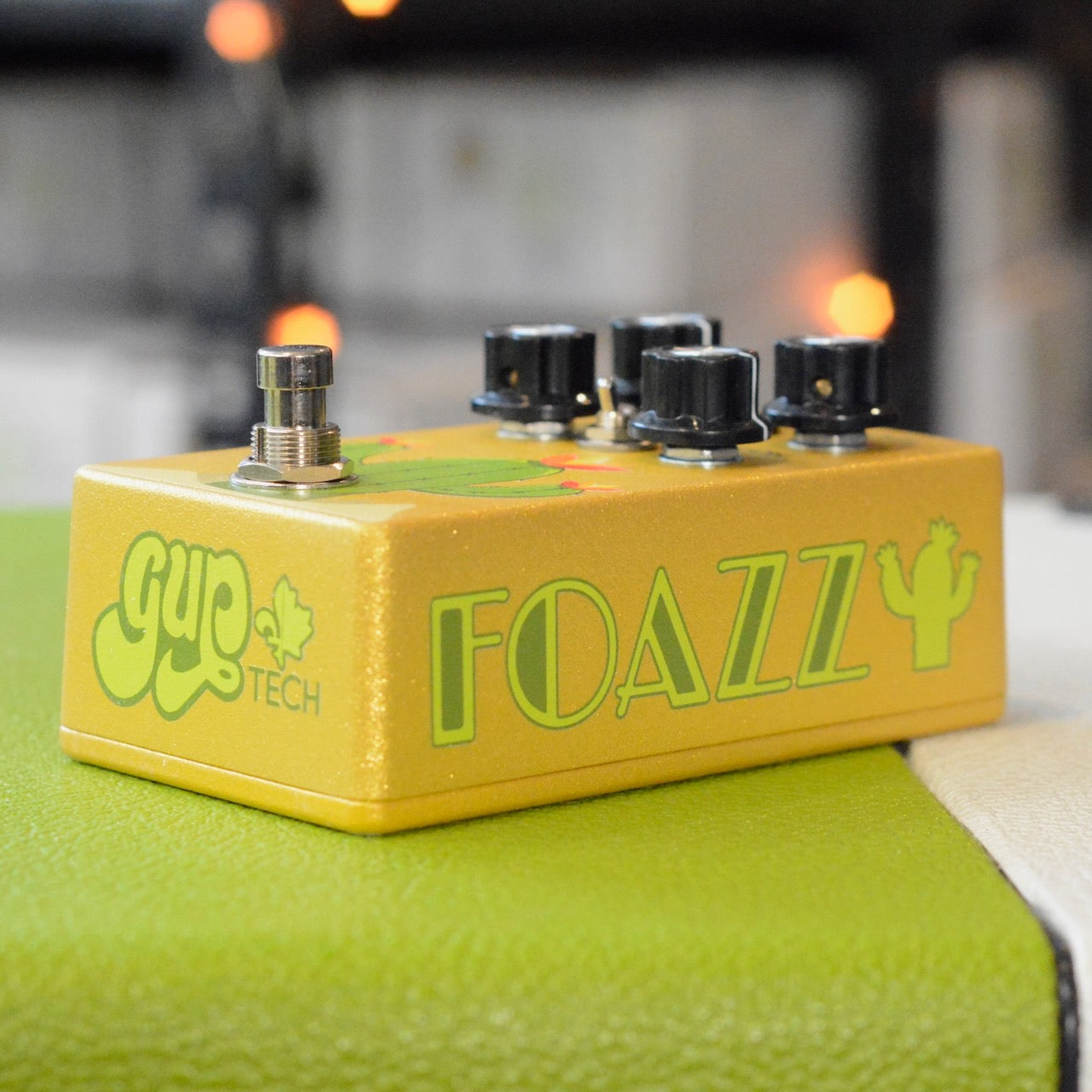 FOAZZ - Clone de la Boss FZ-2