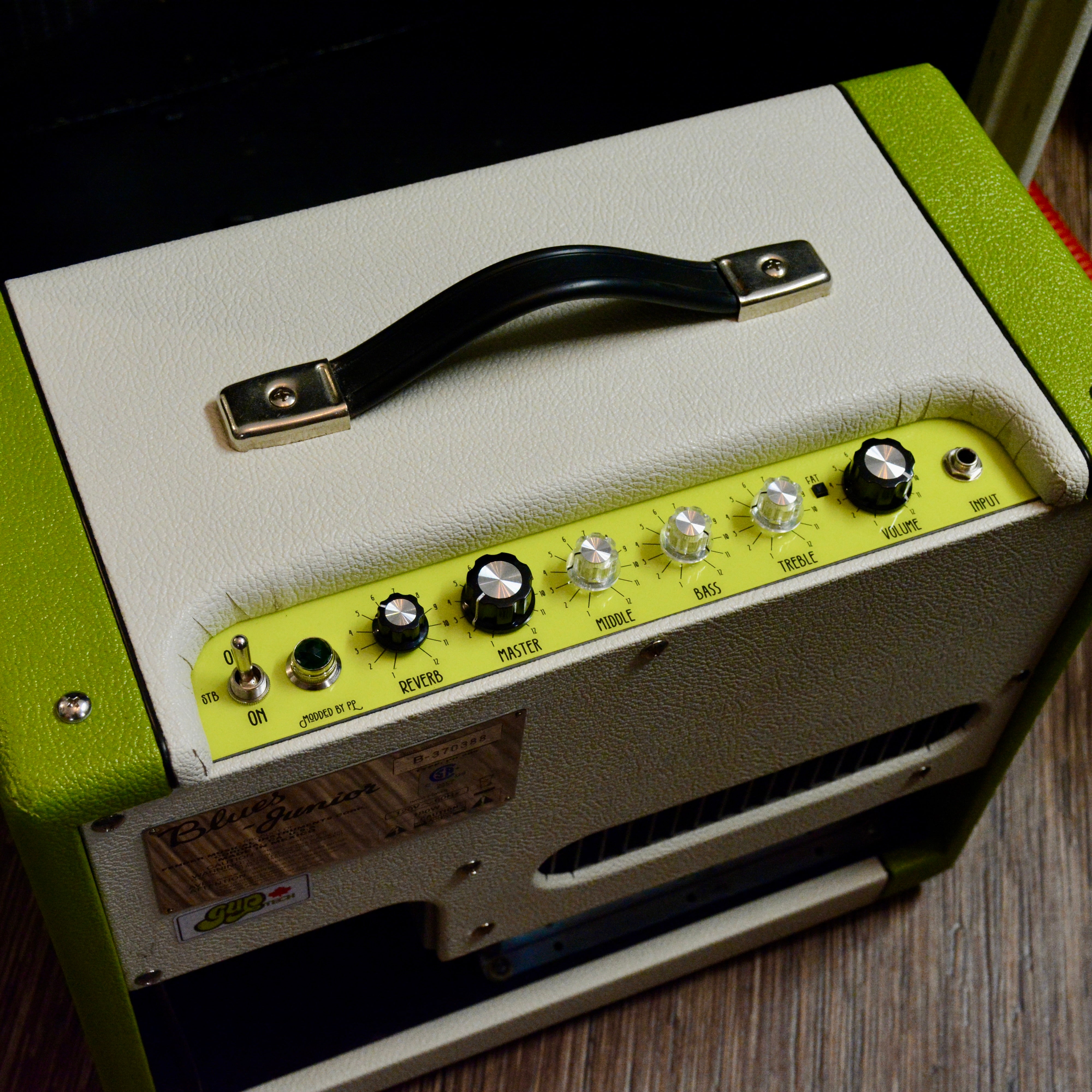 #011 Prof Pinotte Hot rodded Fender Blues Jr