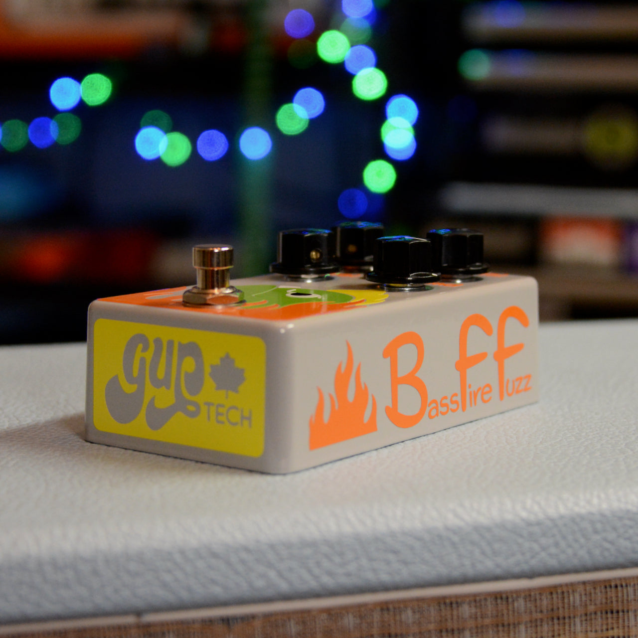BFF bass Fuzz pedal grey, side logo