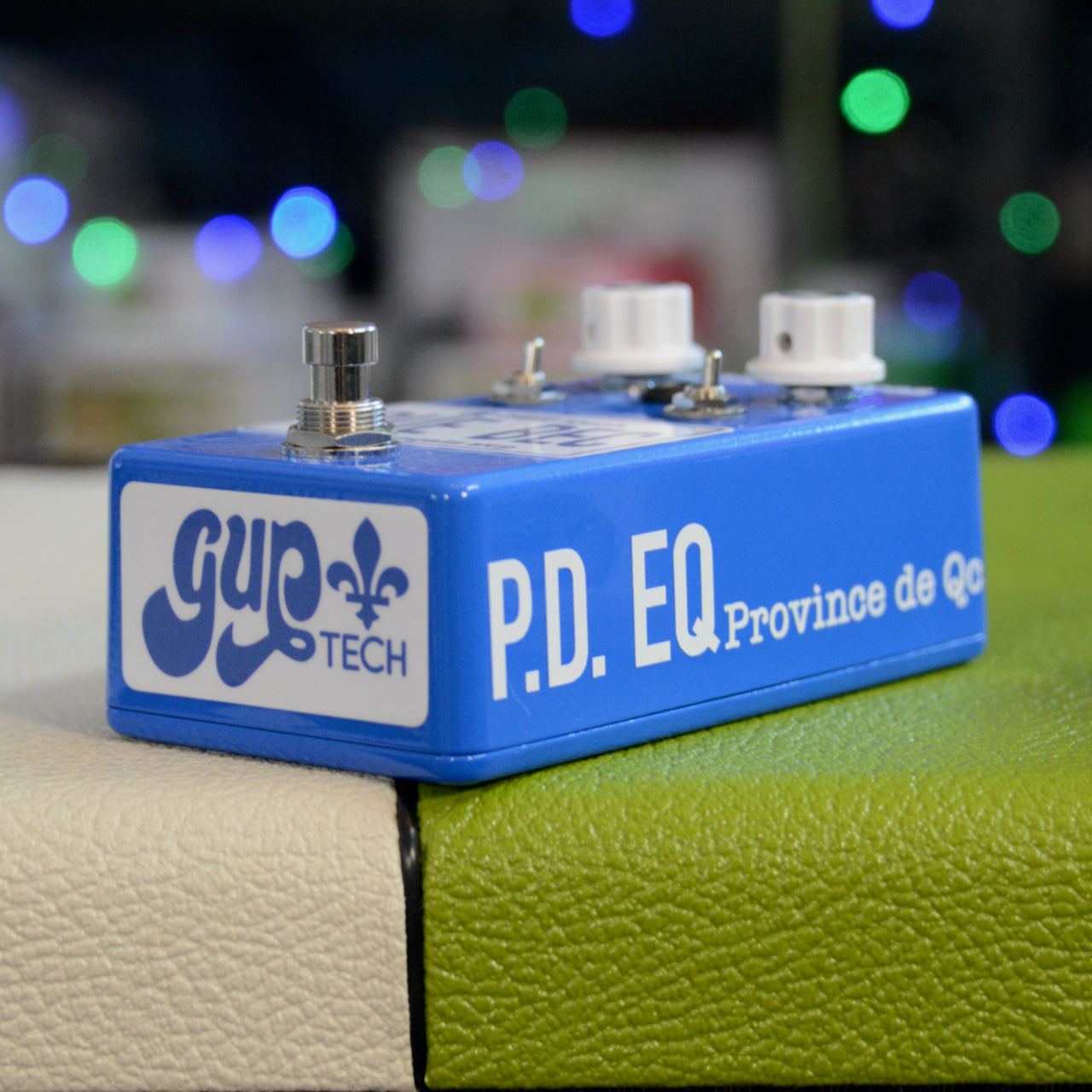 Presence Depth GUPTech PdeQ guitar pedal, Side view and logo