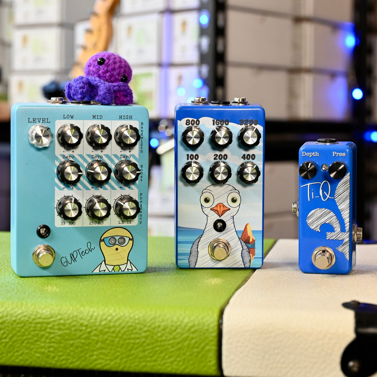 Graphic vs. Parametric EQ Pedals: Which One Is Right for You?