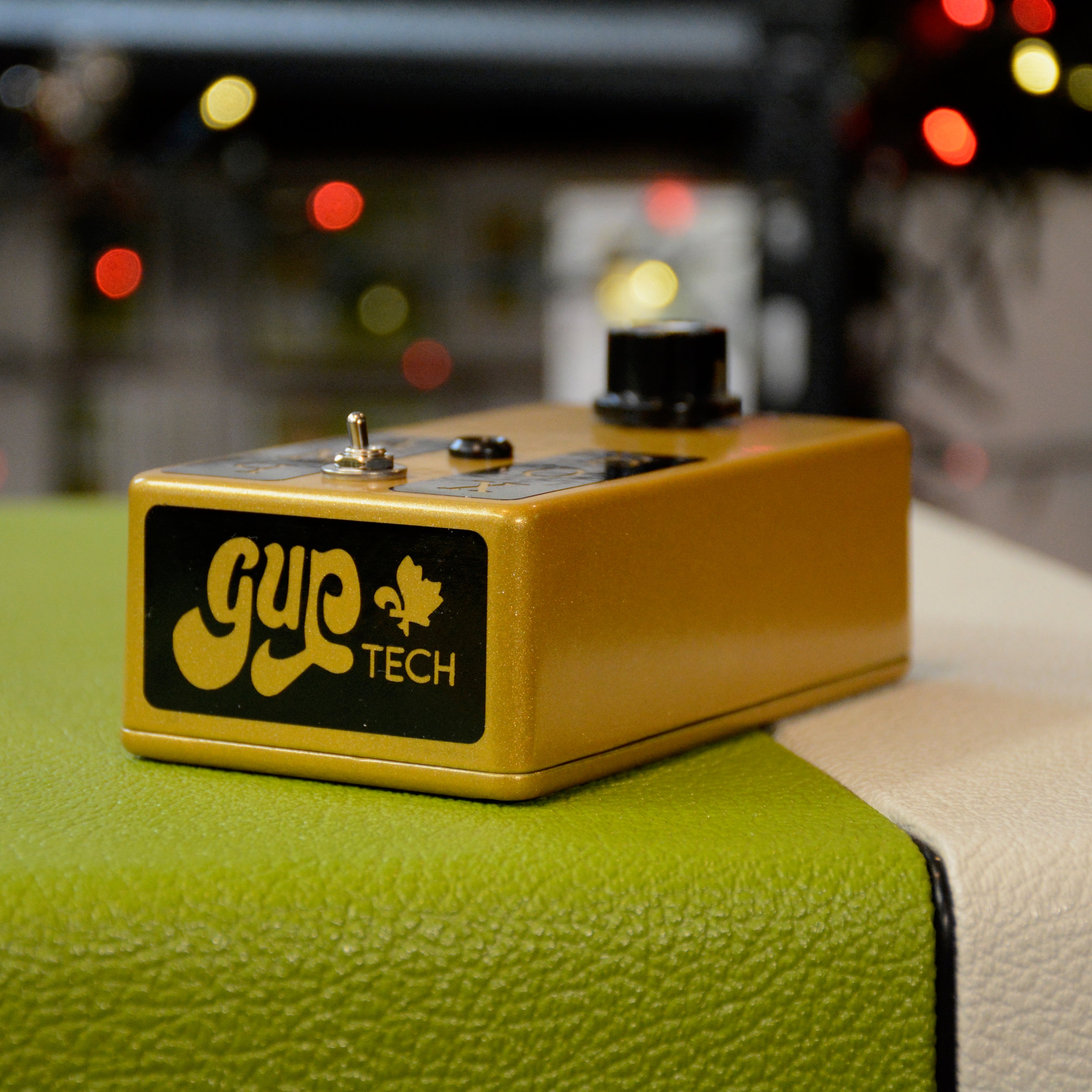 Amp Box Douche edition - 2.5W Amp Box
