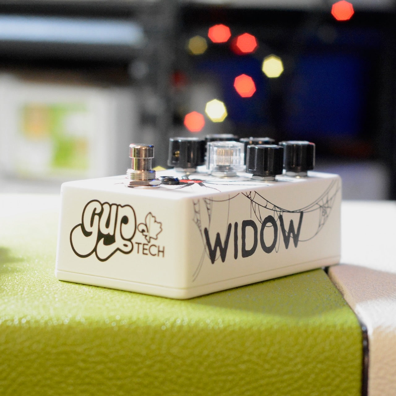 GUPTech Widow Modul-8, white, side