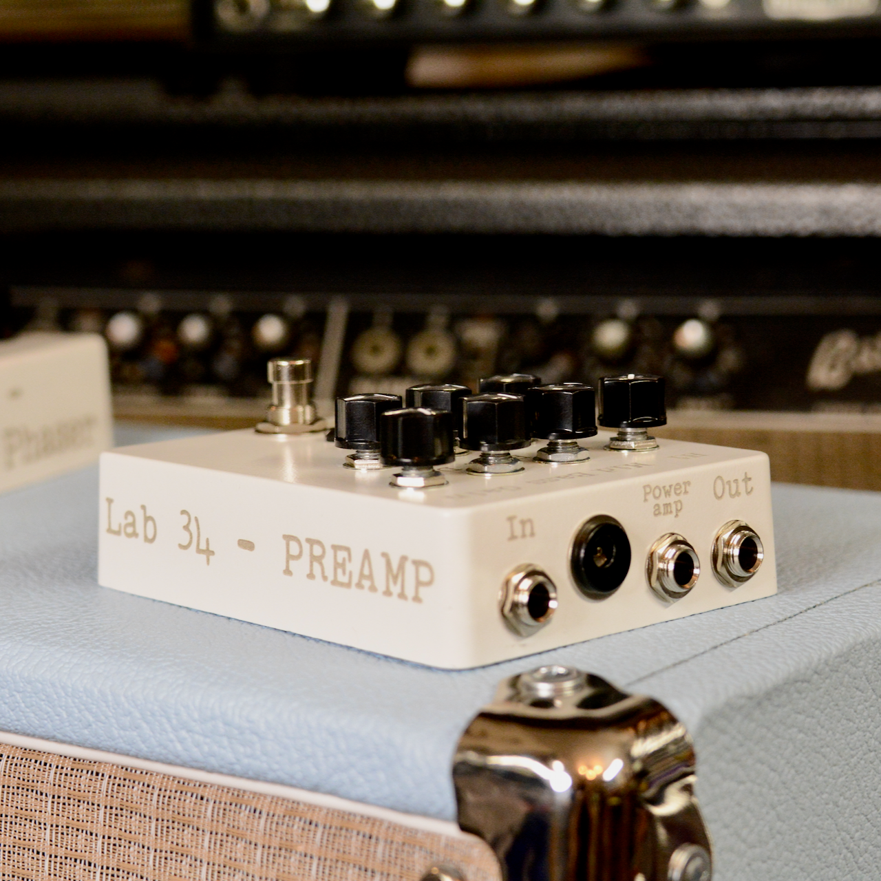 Lab #34 - High Gain Preamp