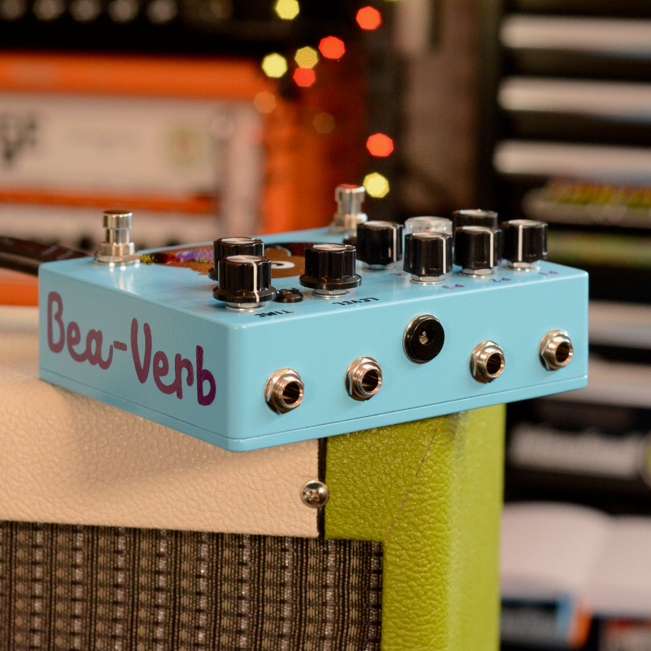 Bea-Verb Reverb-Delay