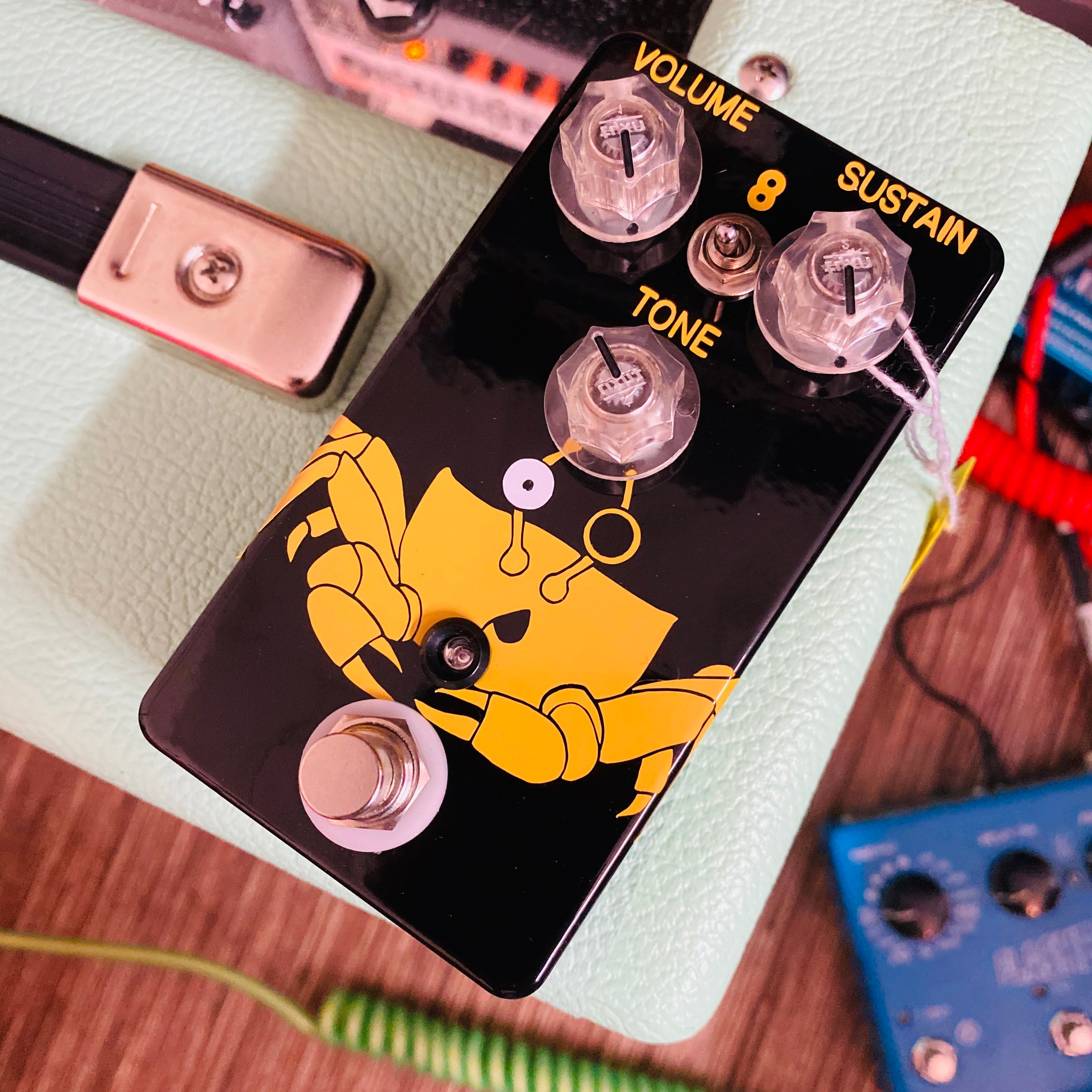 Decatone Fuzz (clone de Tone Machine)